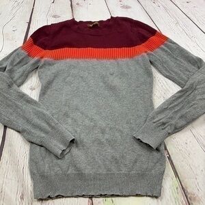 UEC Hive & Honey color block crewneck sweater med